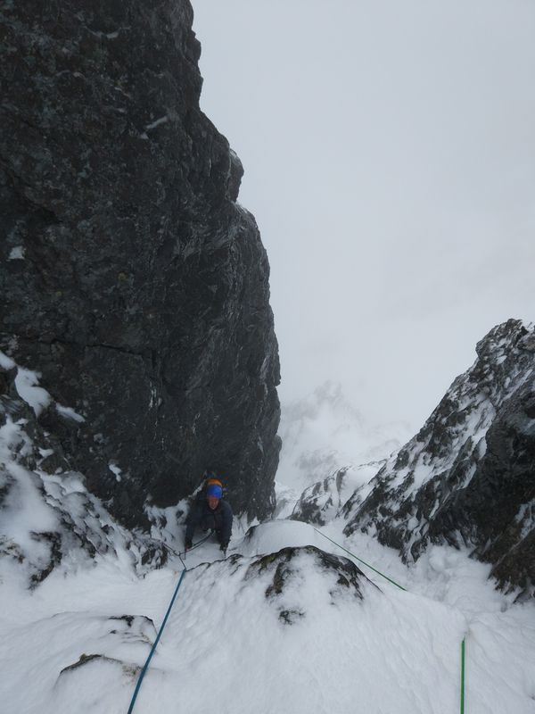 Comb Gully Winter Climbing Course